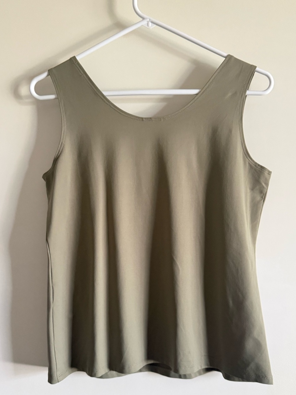 Like New Chico's Scoop Neck Tank - Picture 5 of 6